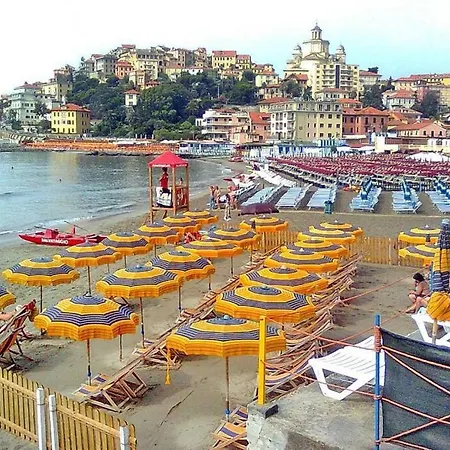 Miramare, Appartamento