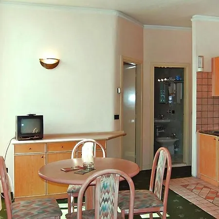 Miramare, Appartamento *